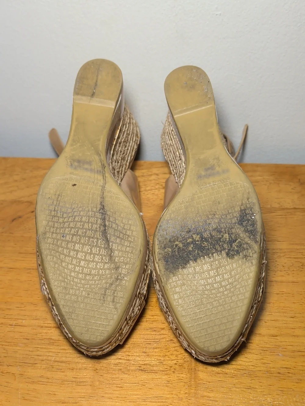 Stuart Weitzman Patent Leather Espadrille Wedge Sandals Beige Women's Size 9M